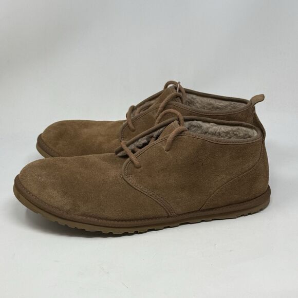 UGG Maksim Chukka Ankle Boots Mens 12 Brown Suede Shearling Lined Preppy 1126879 - Picture 2 of 16